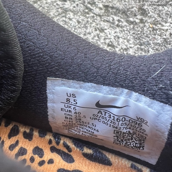 Nike Metcon 6 - leopard size 8.5 🐆 - Picture 7 of 8